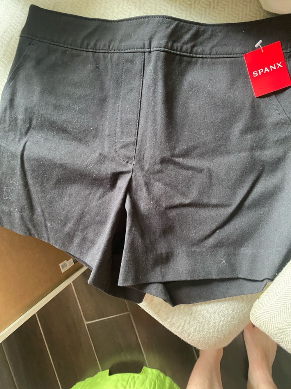 SPANX Classic Black Polished 4" short S/P NWT - Picture 9 of 9